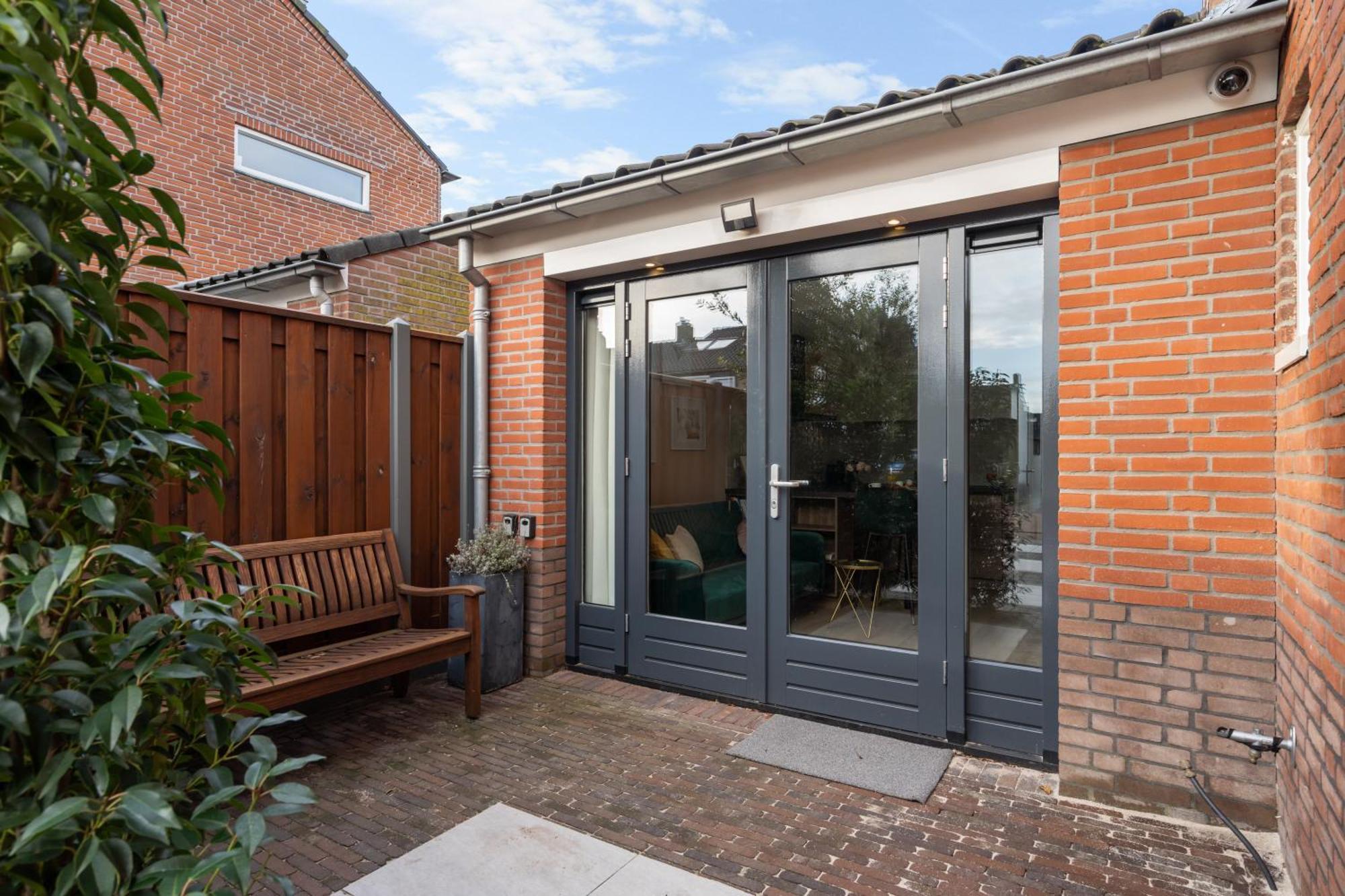 Luxury Fully Equipped Studio - Centrally Located Apartment Huizen Exterior photo